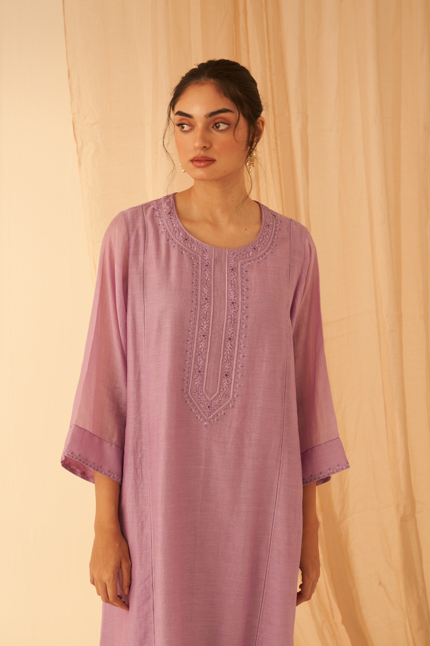 Lilac Chanderi embroidered kurta with running stitching hand zardozi thread work paired with pant & organza dupatta