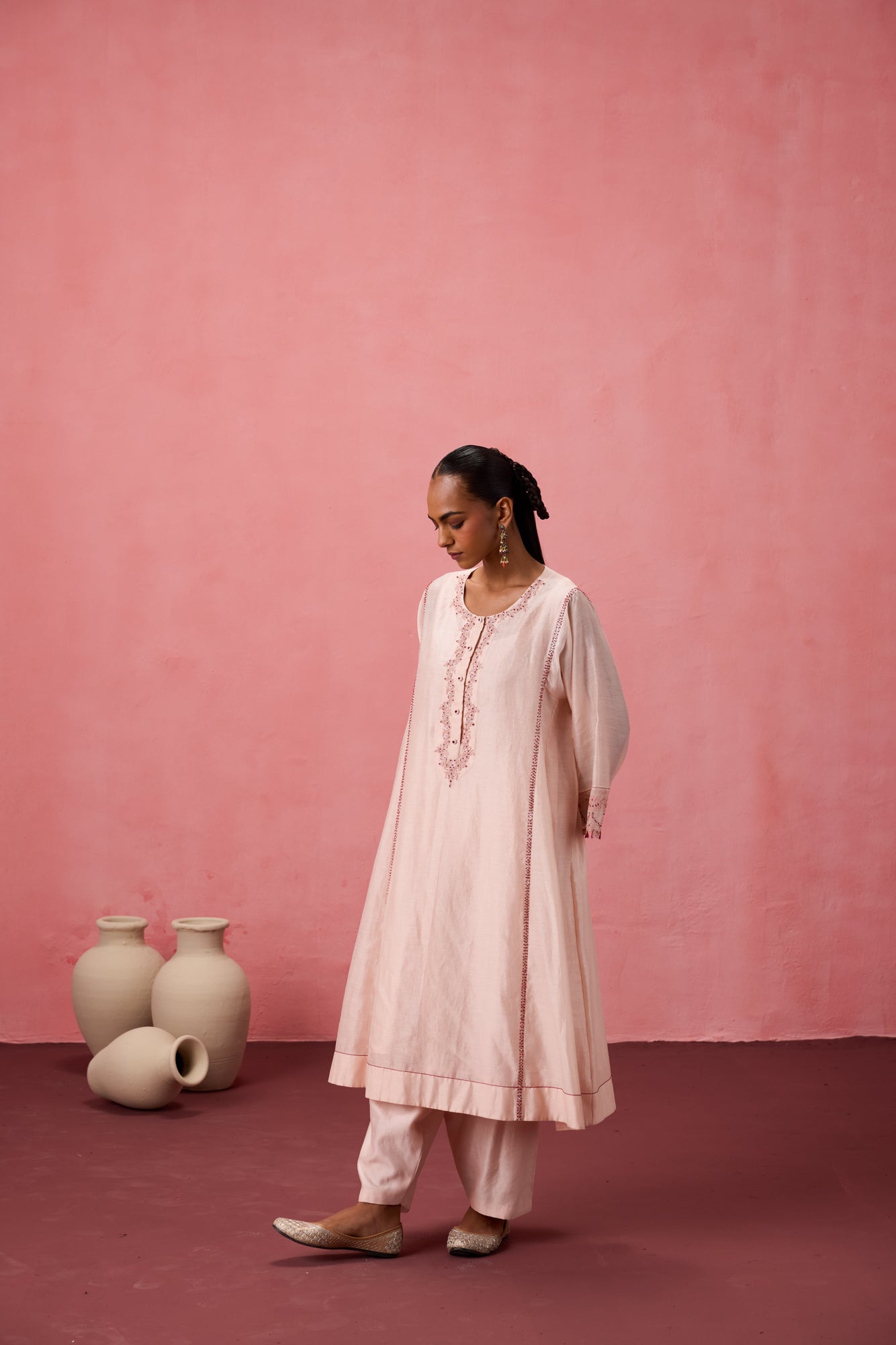 Cozy peach chanderi dori work and resham embroidered kurta paired with organic cotton slip, pant & organza dupatta
