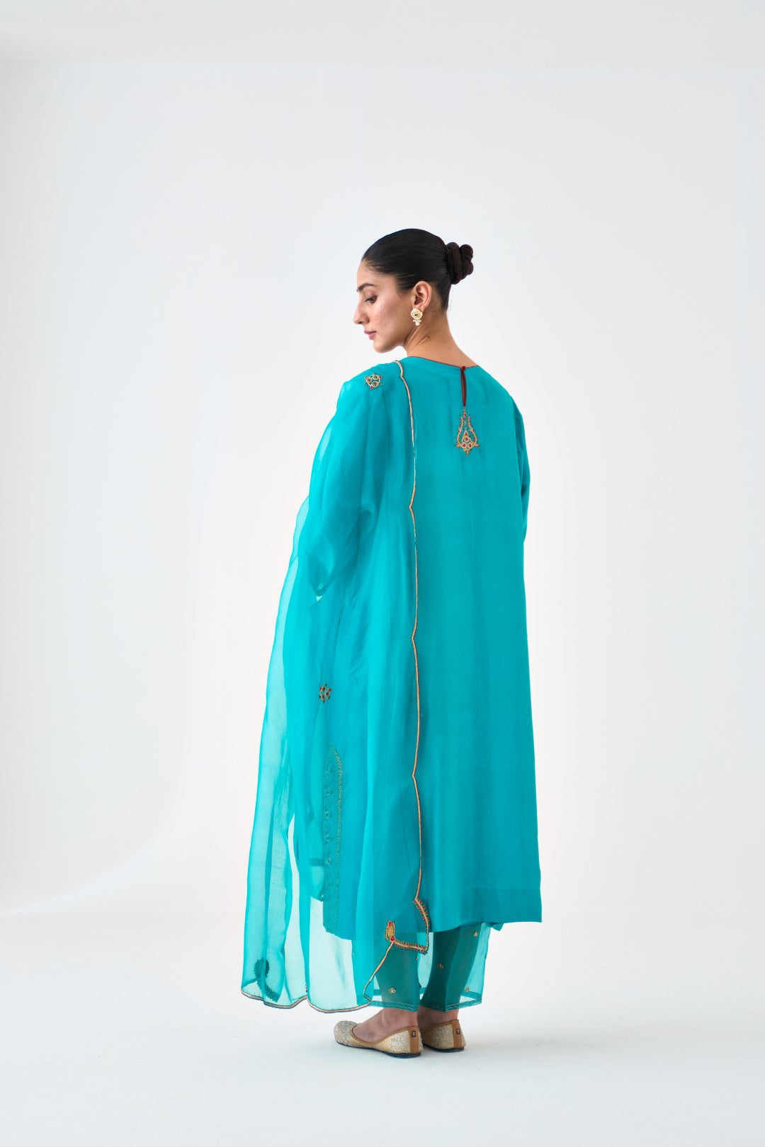 Turquoise Dupion Silk Embroidered Kurta Paired with Silk Pant & Organza Dupatta (03 Pcs.)