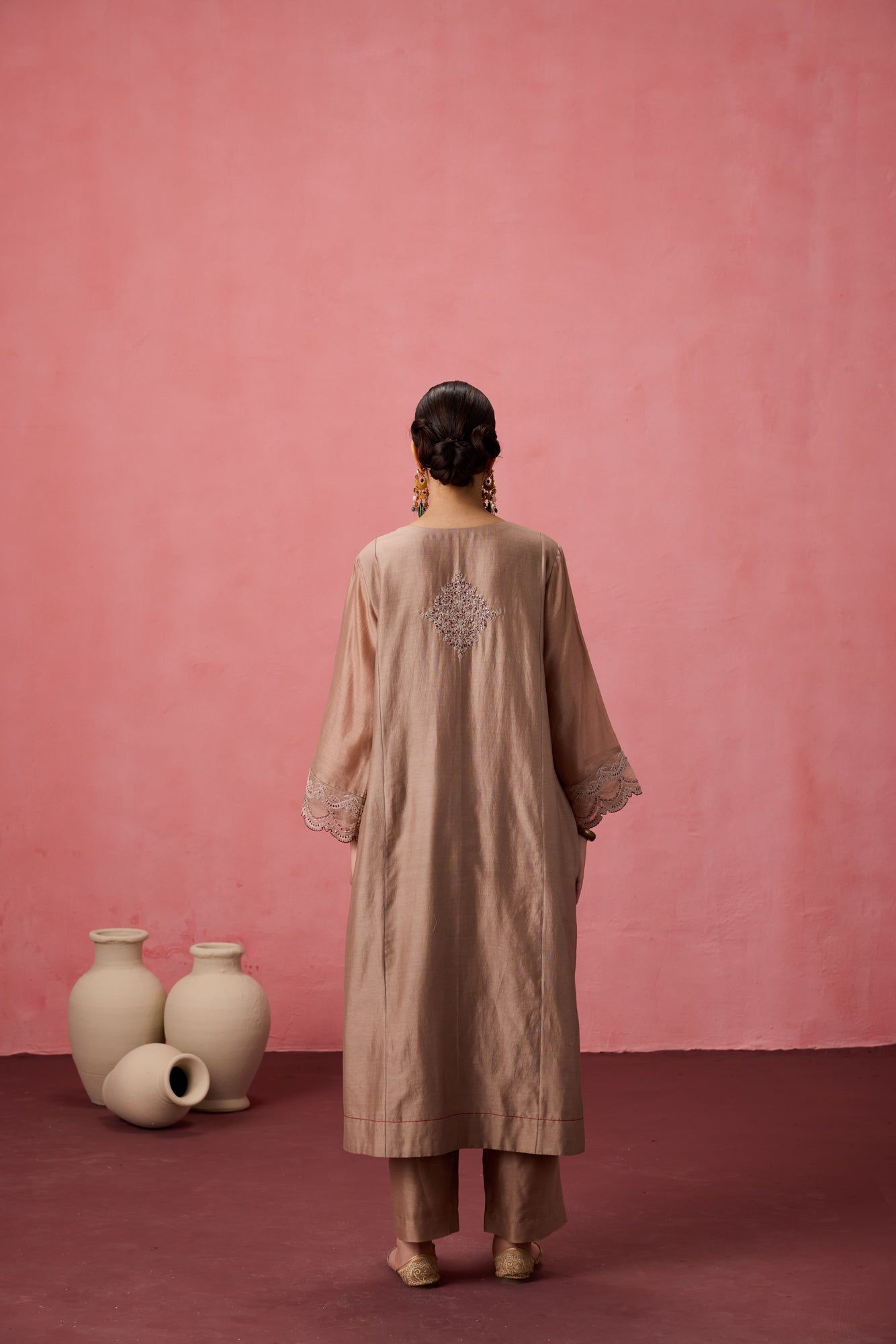 Champagne chanderi dori work and resham embroidered kurta paired with pant & organza dupatta