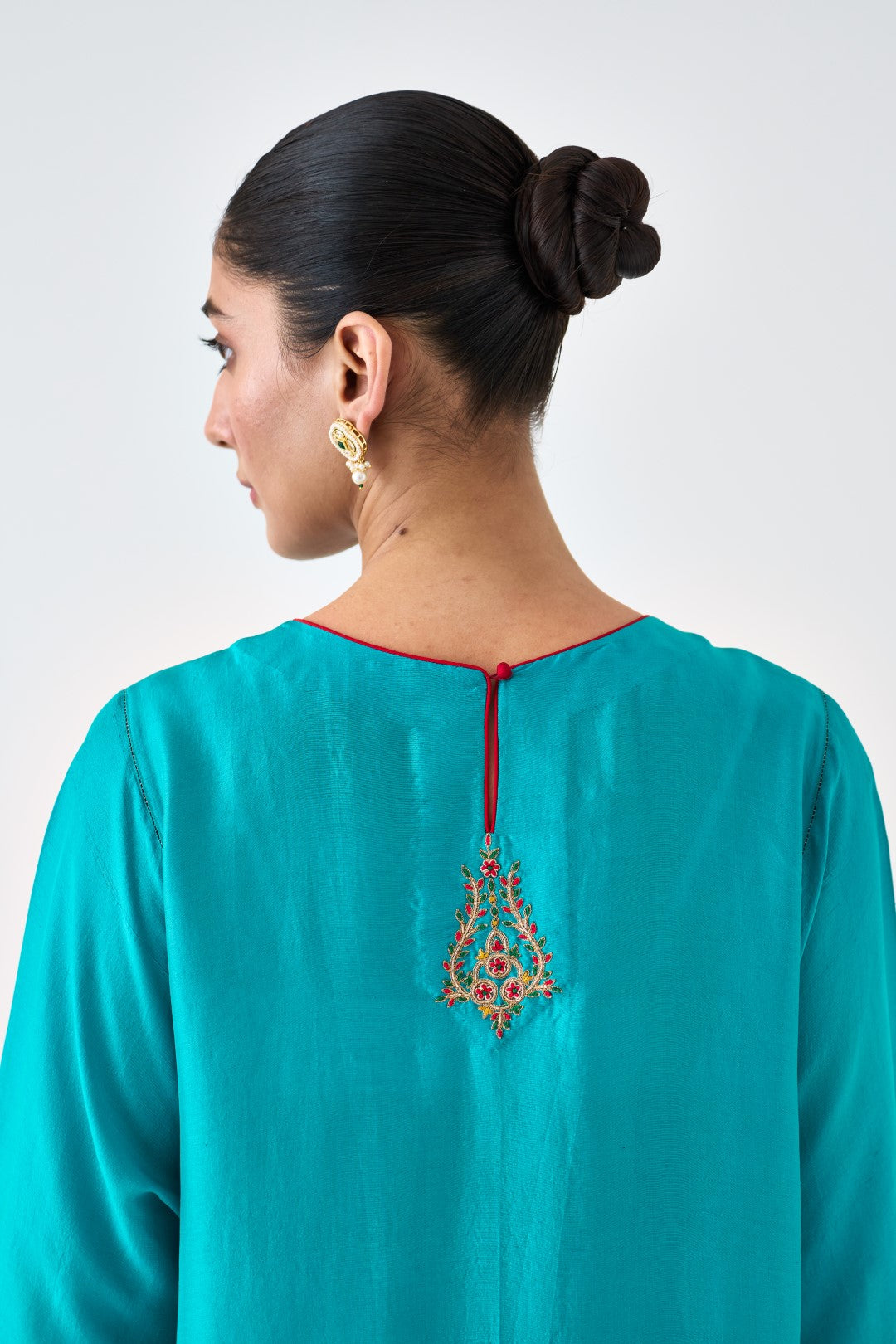 Turquoise Dupion Silk Embroidered Kurta Paired with Silk Pant & Organza Dupatta (03 Pcs.)