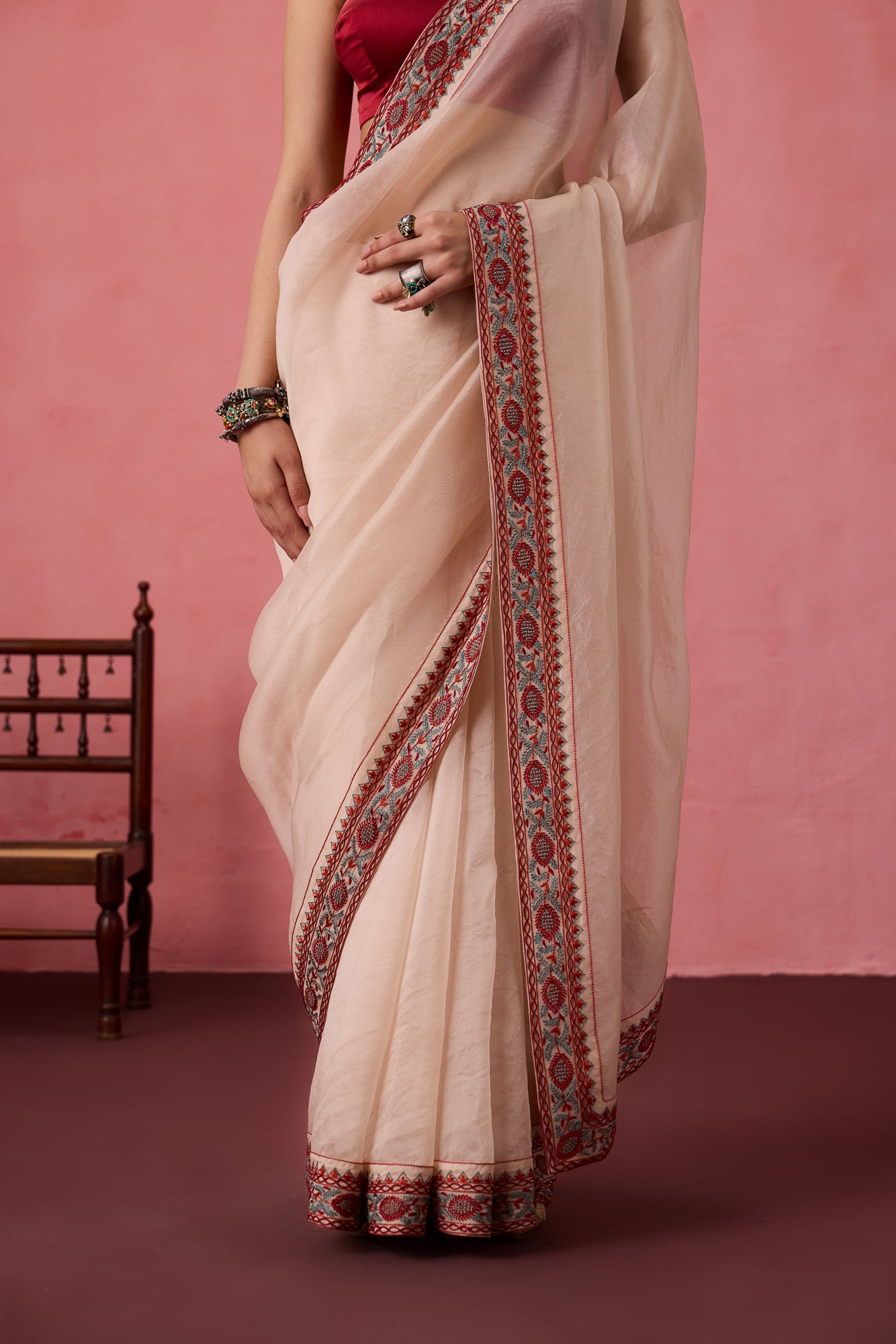 Champagne organza heavy cutwork border saree comes with unstitched & unembroidered blouse fabric in chanderi