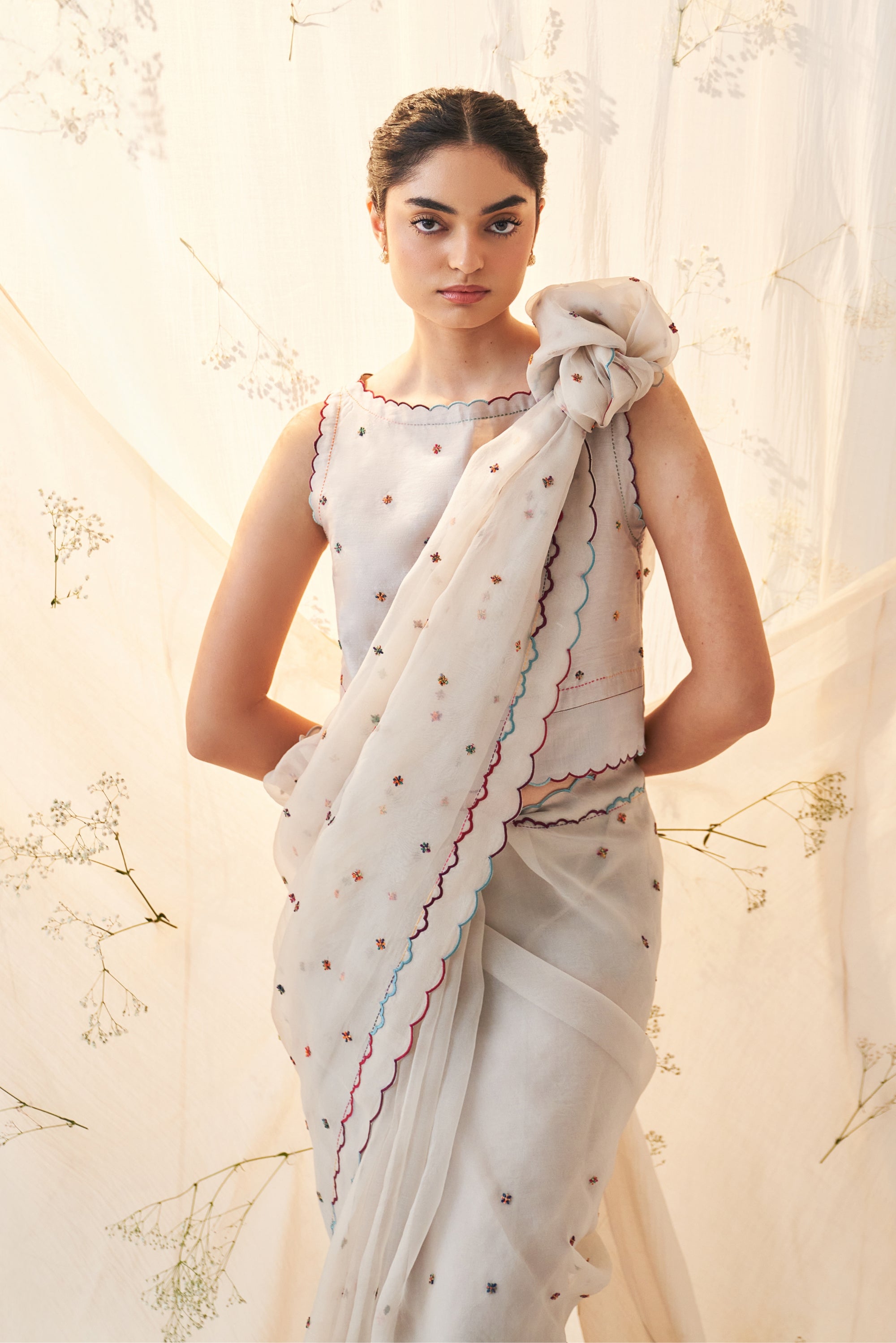 Ivory Full Hand Booti & Scallop Work Saree With Chanderi Crop Top Blouse