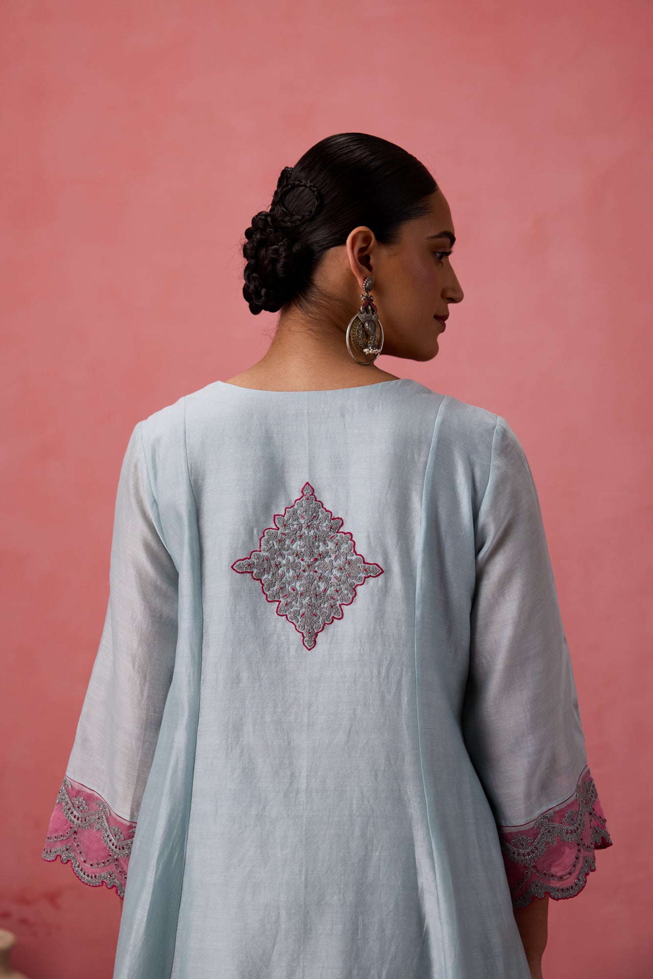 Sky blue chanderi dori work floral and french knot embroidered kurta paired with pant & organza dupatta