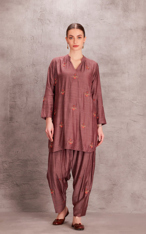 Silk Kurta: Everlasting Elegance by Janki India