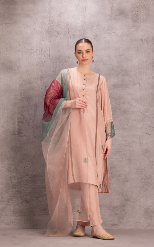 Wardrobe Wisdom: Smart Colour Choices for Every Occasion