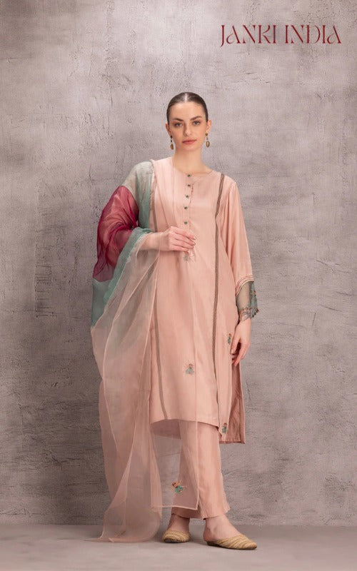 Wardrobe Wisdom: Smart Colour Choices for Every Occasion