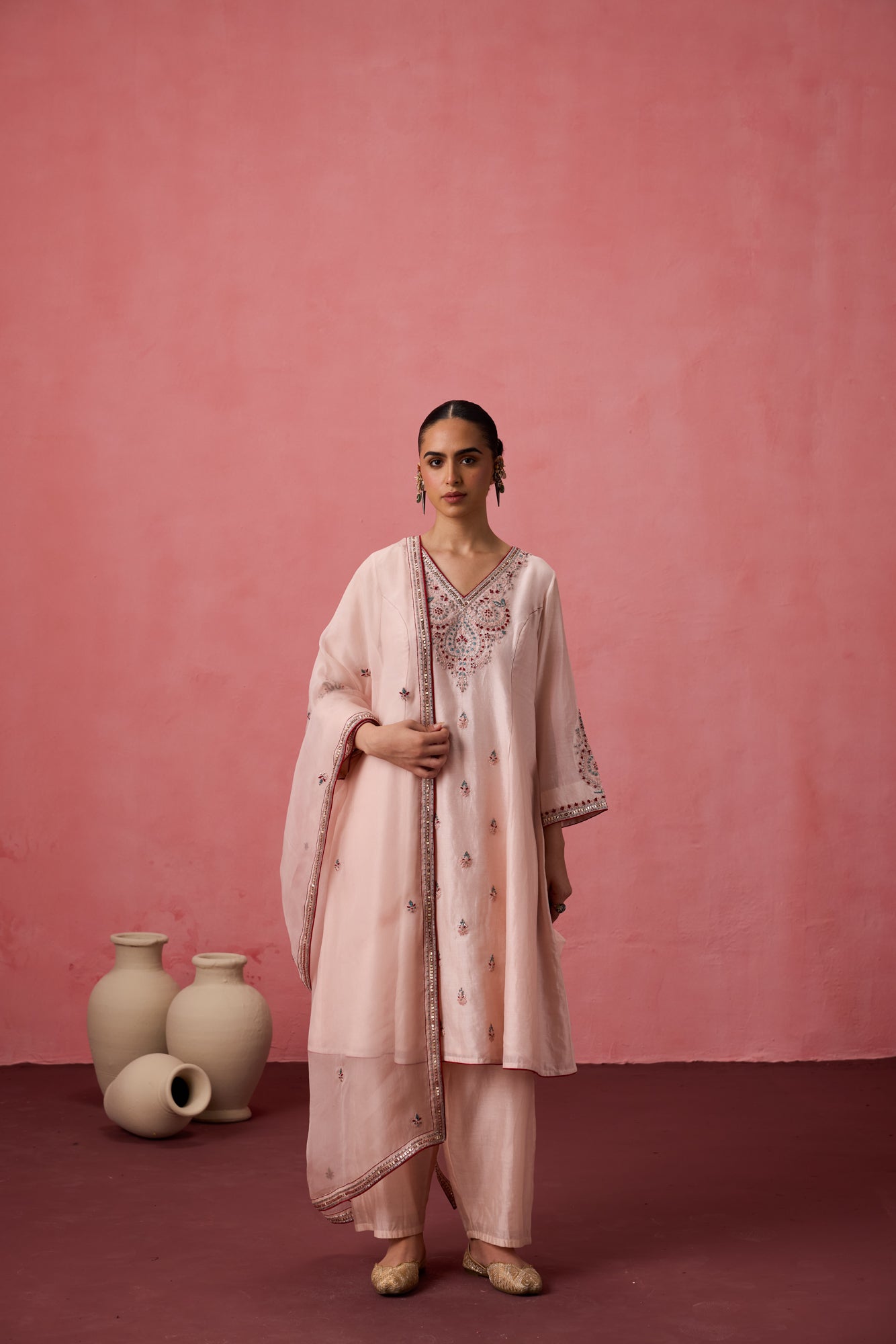 Cozy peach chanderi dori work and resham buti and heavy neckline embroidered kurta paired with pant & organza dupatta