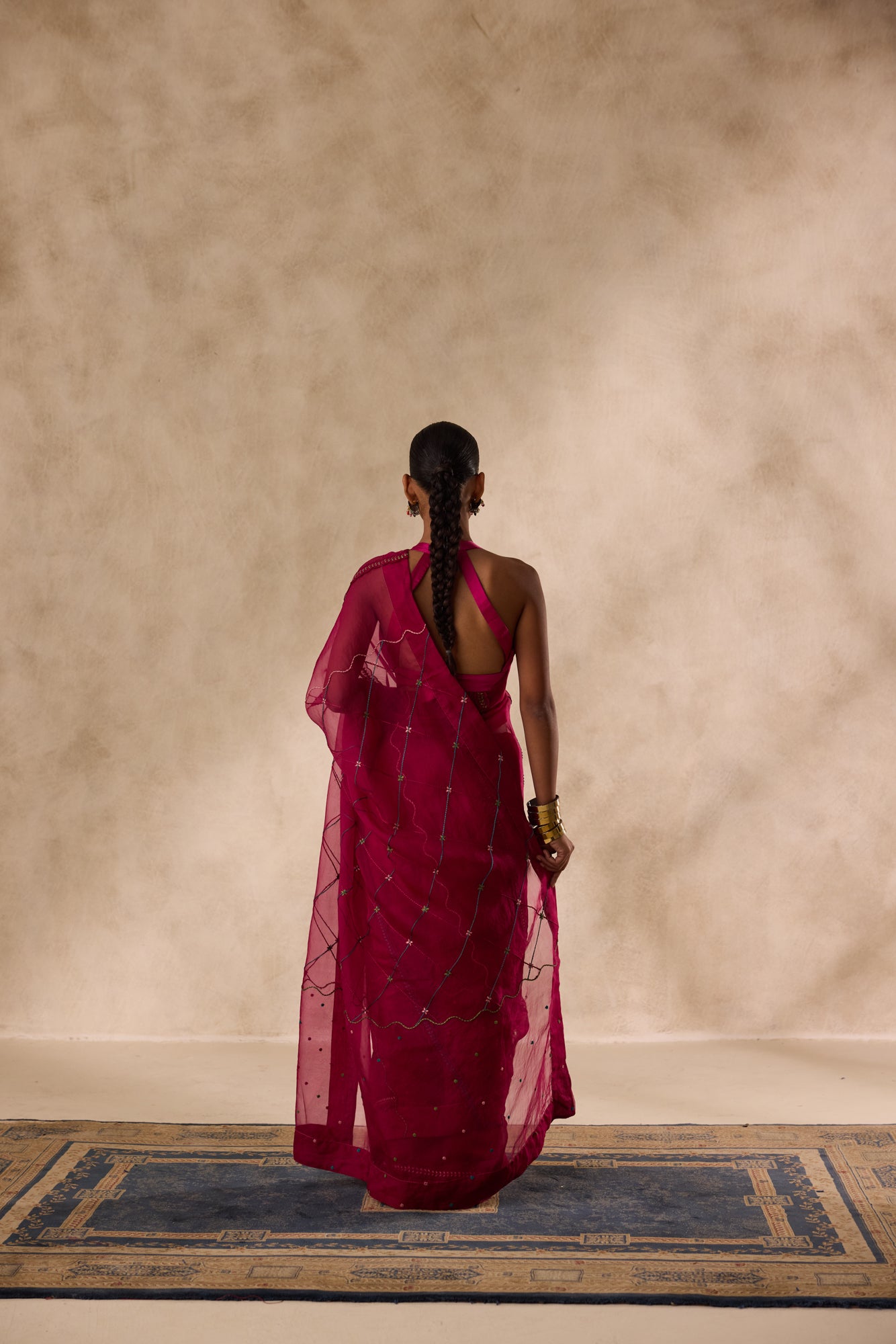 Wine organza jaal embroidred saree comes with unstitched & unembroidered blouse fabric in chanderi