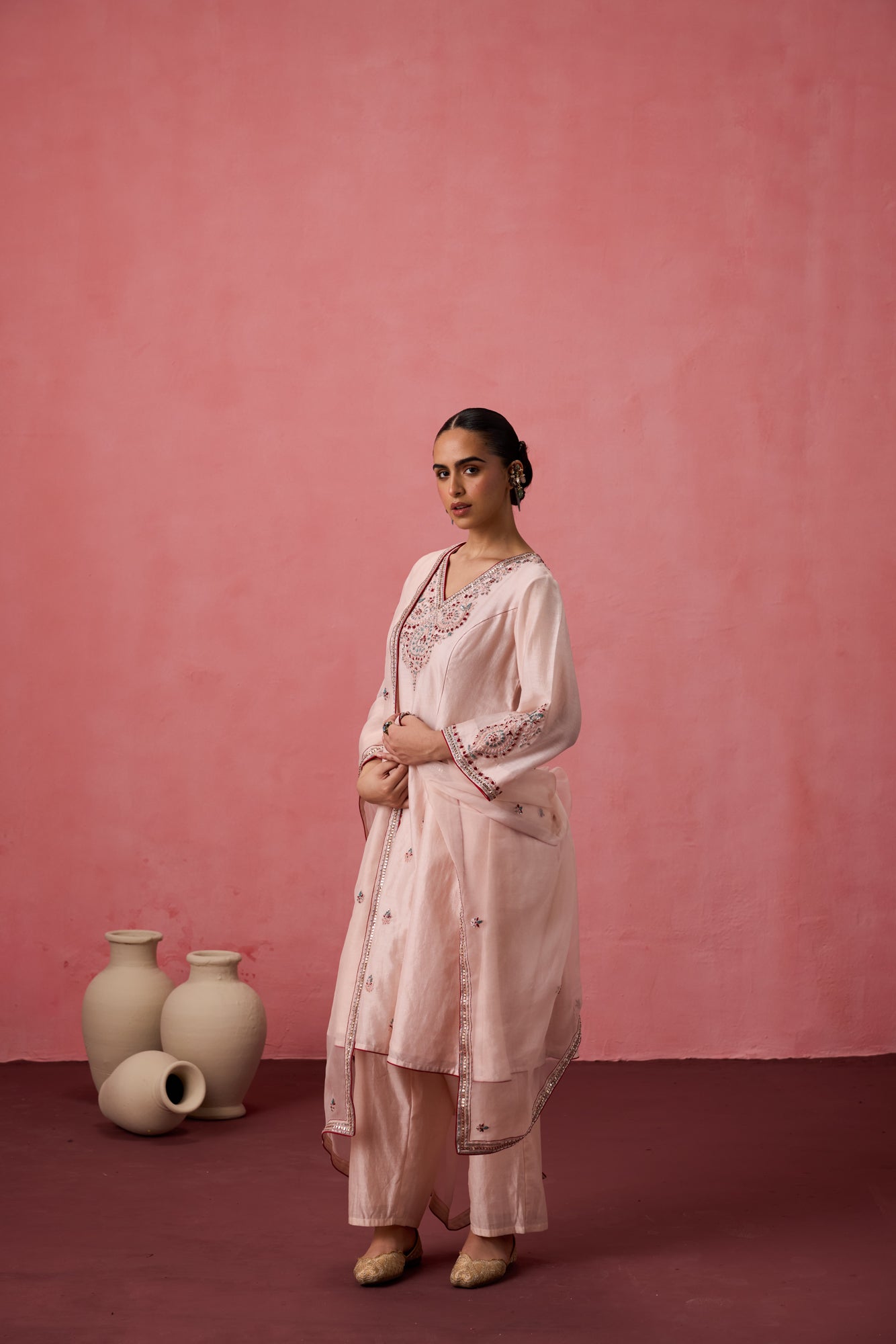 Cozy peach chanderi dori work and resham buti and heavy neckline embroidered kurta paired with pant & organza dupatta
