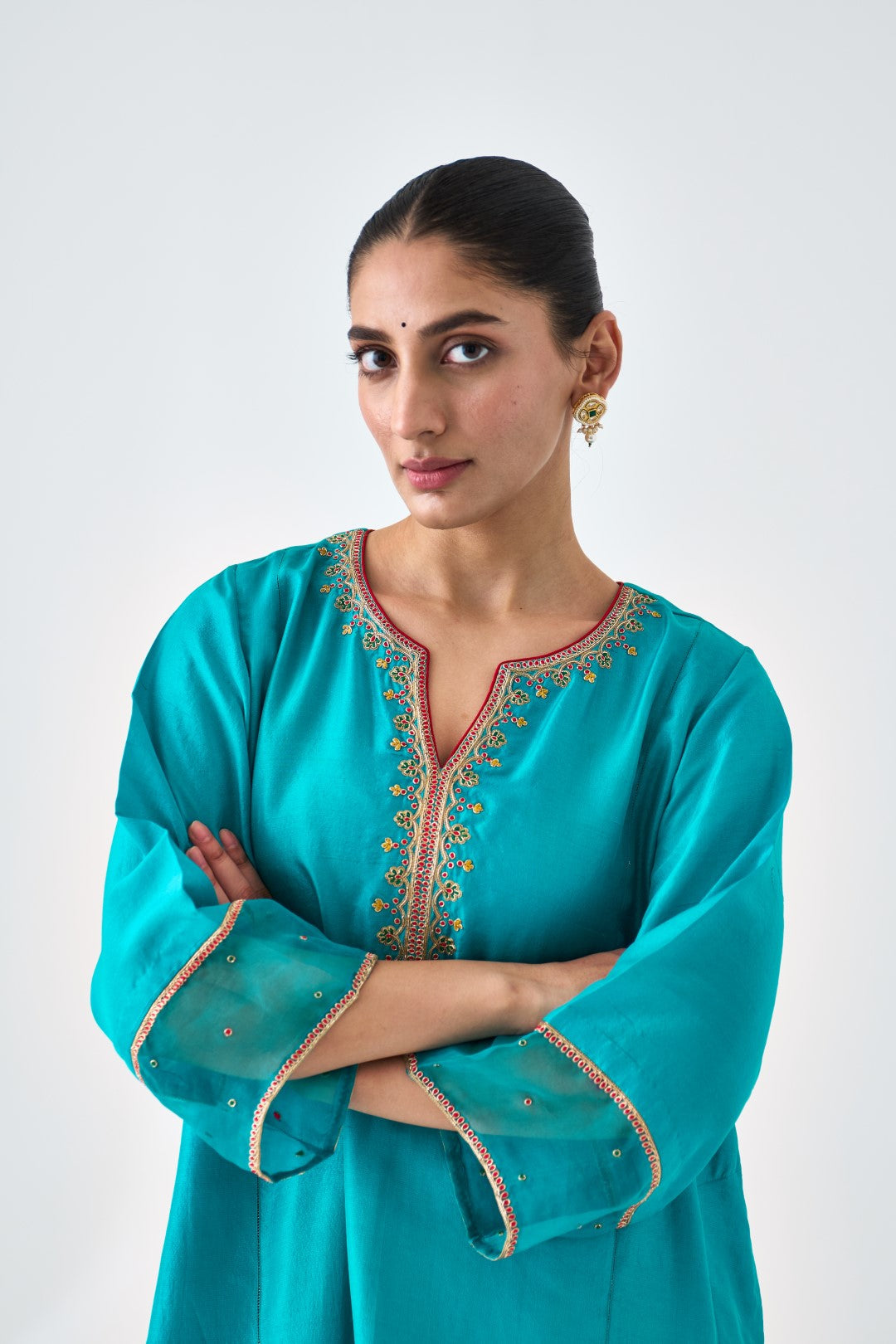 Turquoise Silk Dupion Embroidered Kurta Paired with Silk Pant & Organza Dupatta (03 Pcs.)