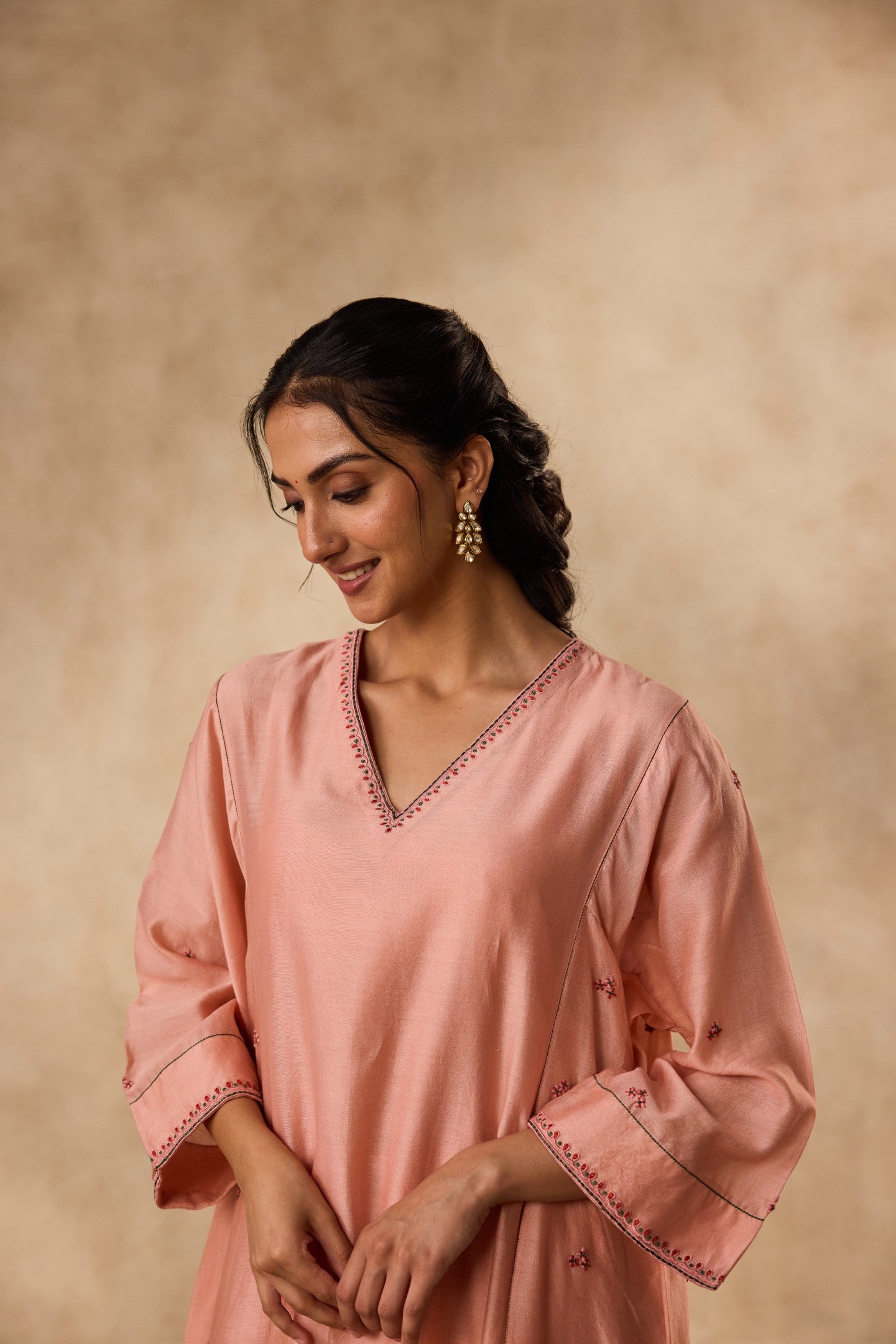 PEACH CHANDERI RESHAM & THREAD EMBROIDERED KURTA PAIRED WITH ORGANIC COTTON SLIP & MATCHING PANT & ORGANZA DUPATTA
