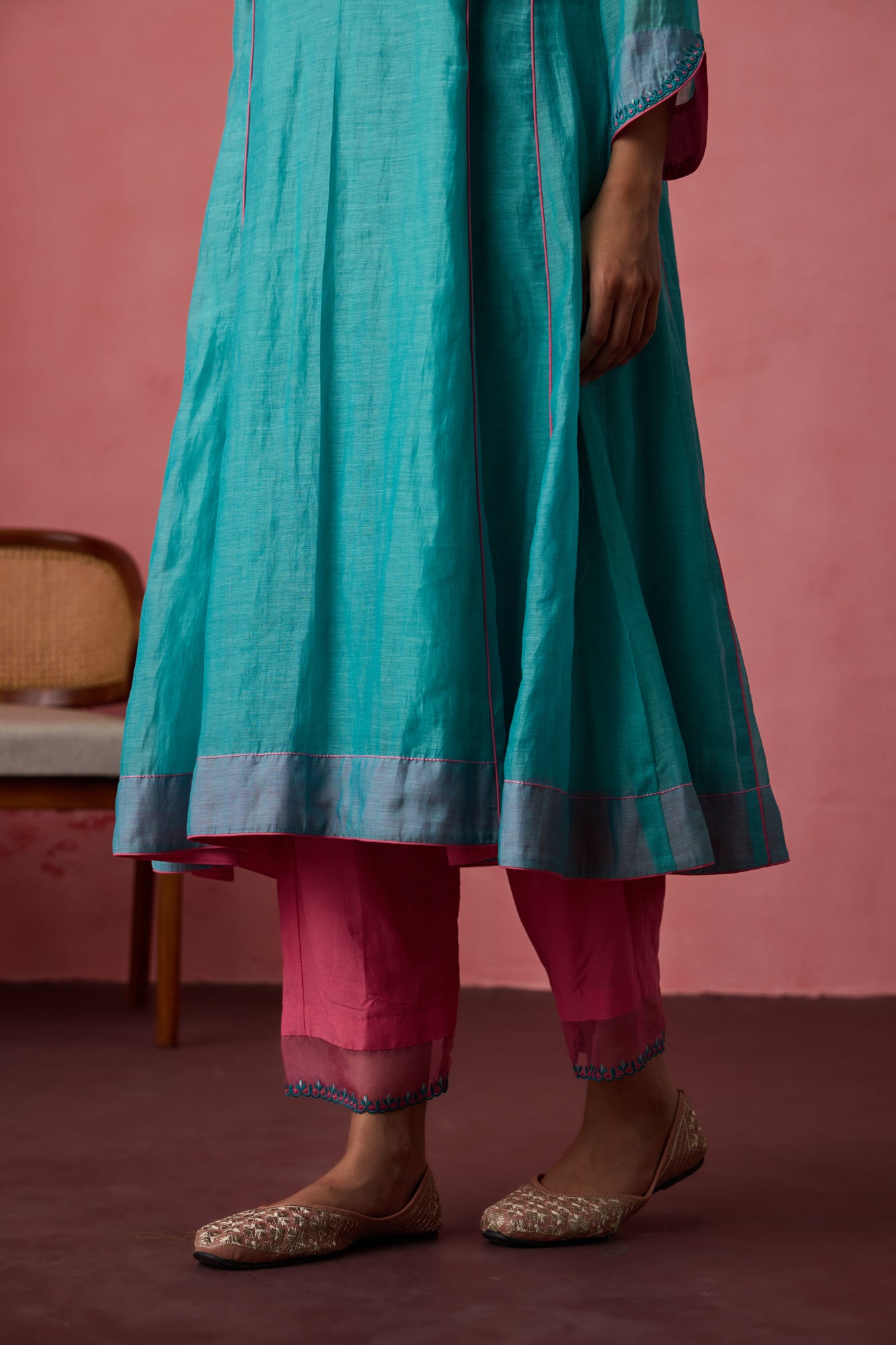 Sky blue - Pink embroidered chanderi kurta paired with pants & organza heavy border dupatta